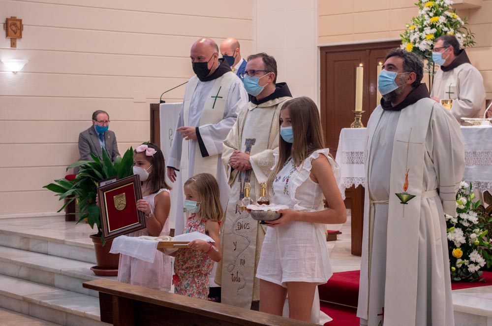 Eucaristía de clausura del 75 aniversario del Colegio San Antonio de Padua de Martos